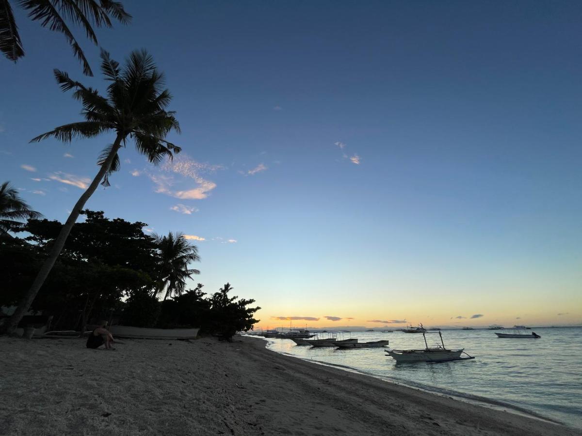 Tribal Huts Community Pansiyon Daanbantayan Dış mekan fotoğraf