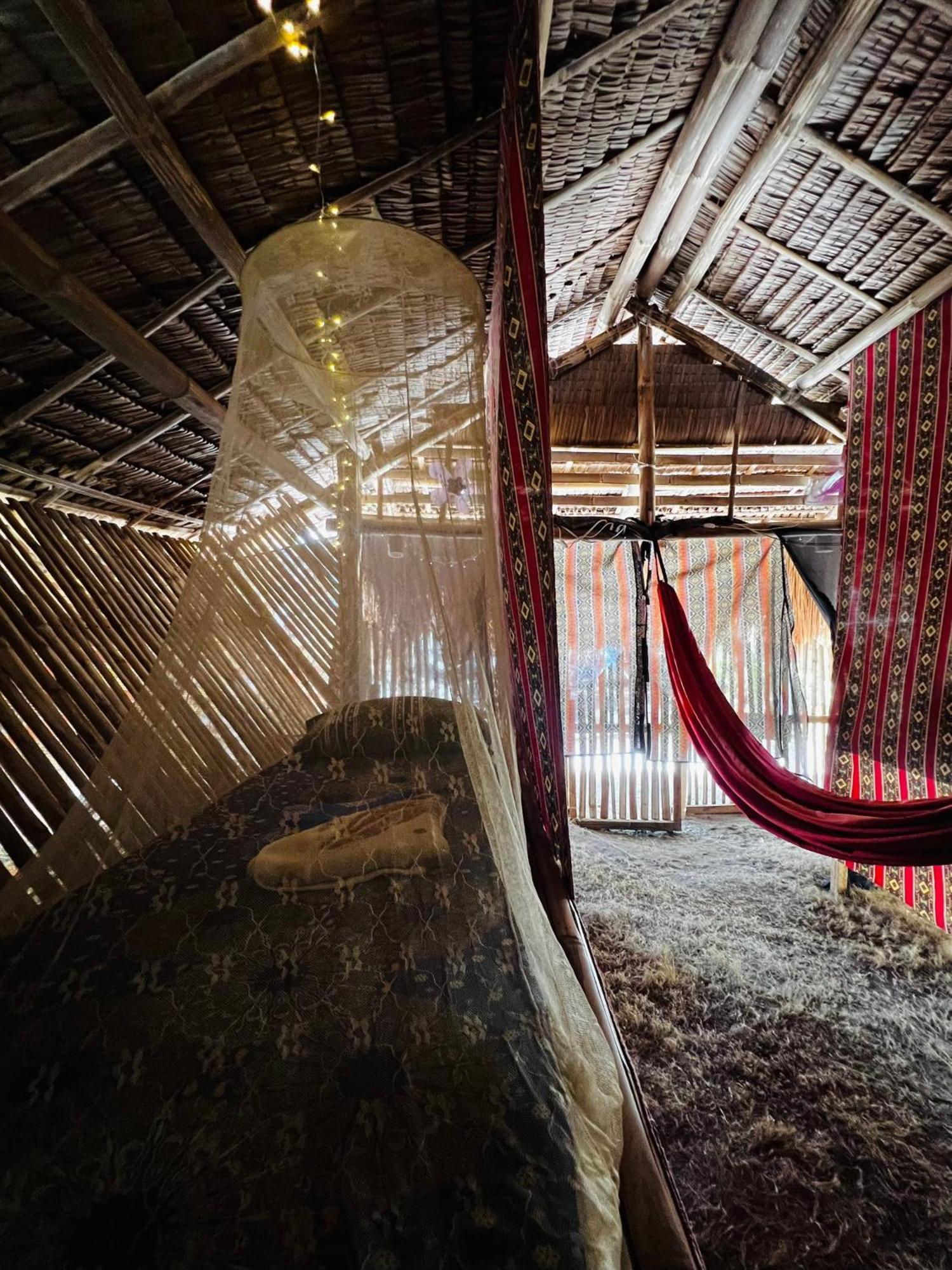 Tribal Huts Community Pansiyon Daanbantayan Oda fotoğraf
