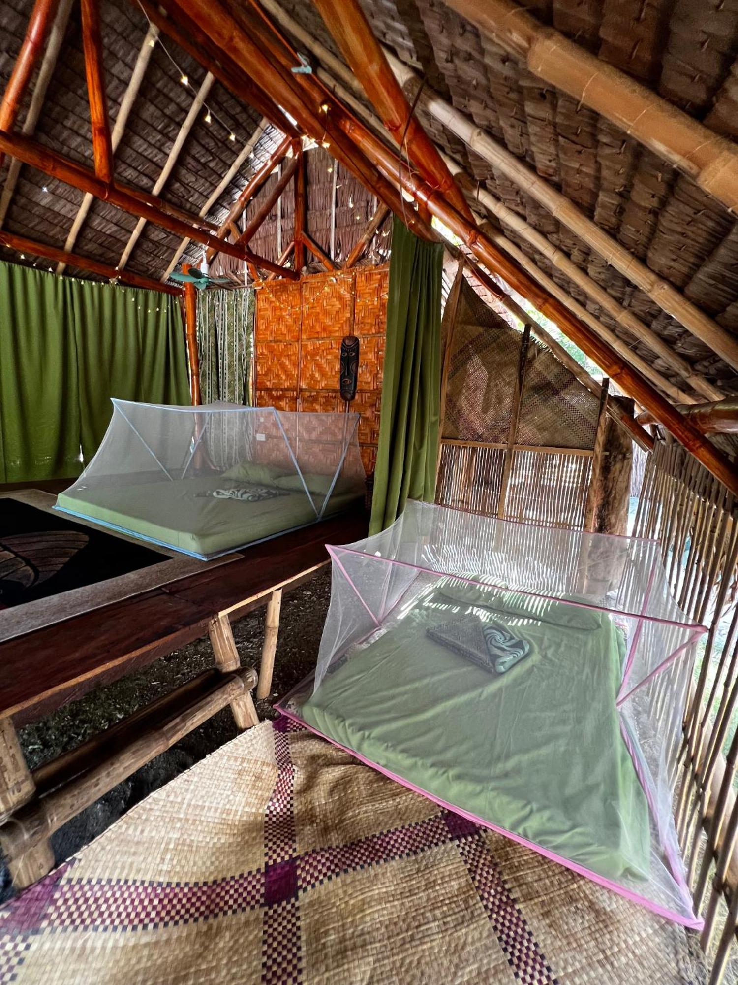 Tribal Huts Community Pansiyon Daanbantayan Dış mekan fotoğraf