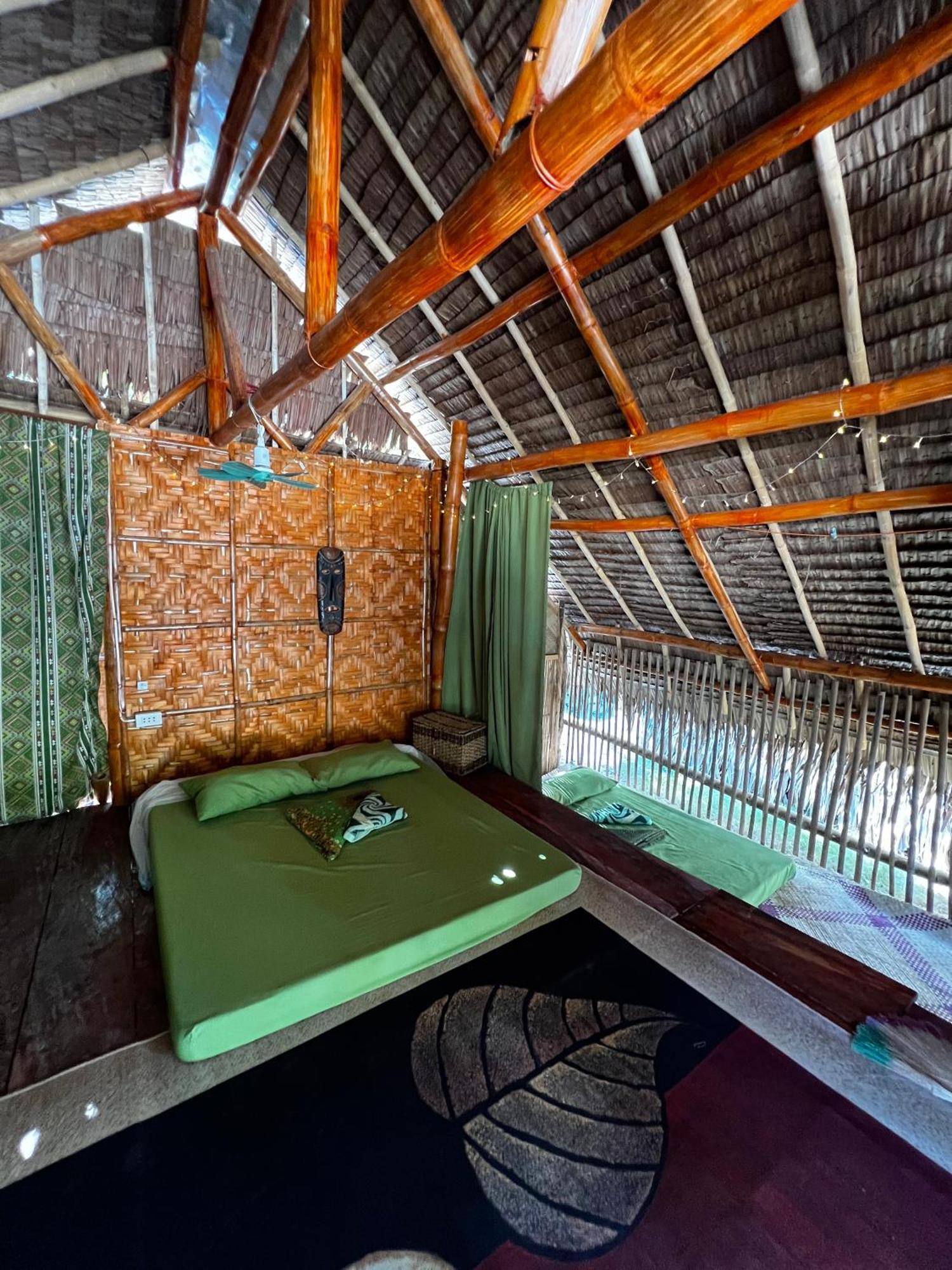 Tribal Huts Community Pansiyon Daanbantayan Oda fotoğraf