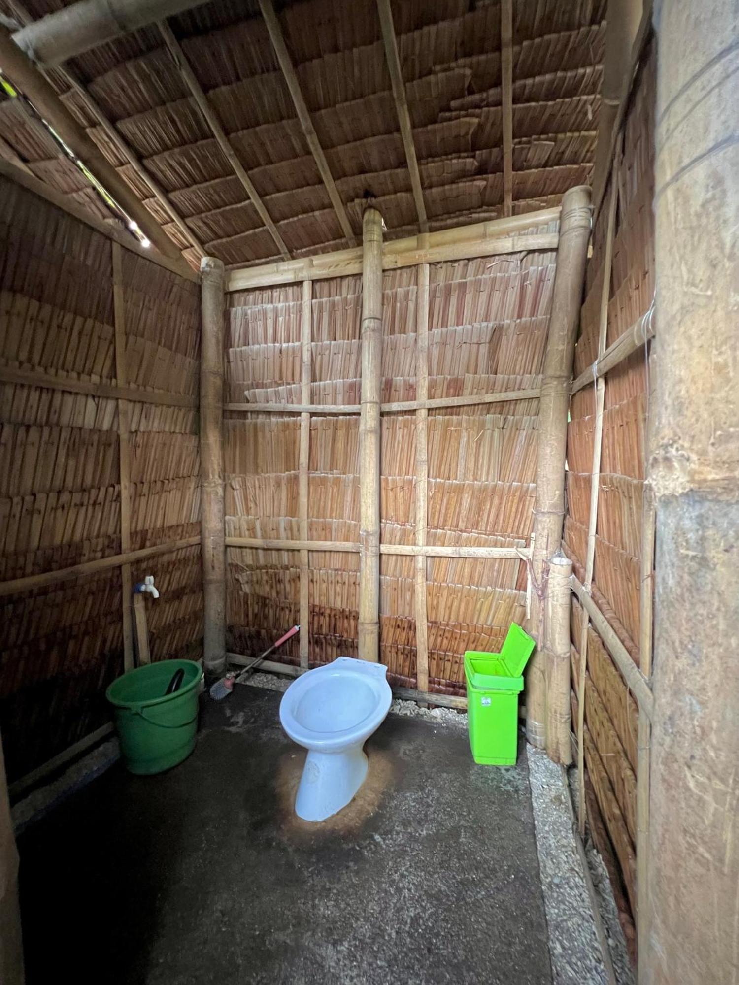 Tribal Huts Community Pansiyon Daanbantayan Oda fotoğraf