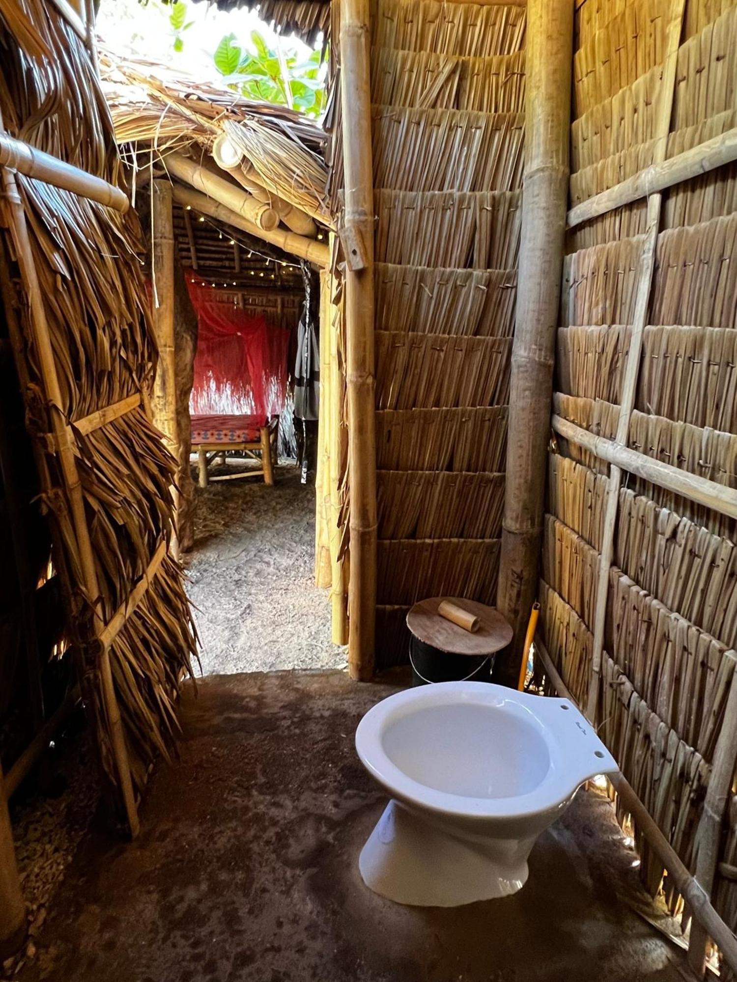 Tribal Huts Community Pansiyon Daanbantayan Oda fotoğraf