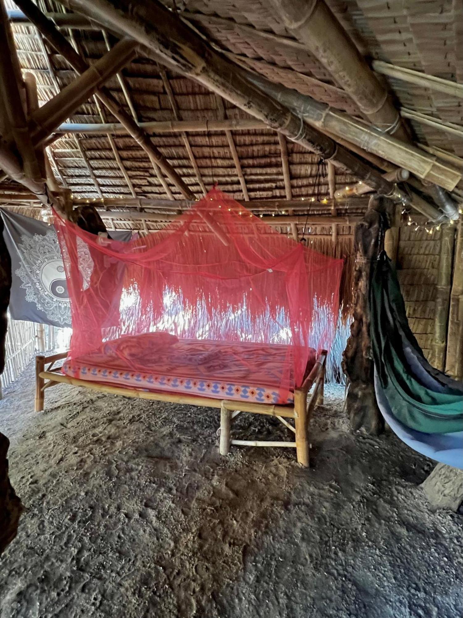 Tribal Huts Community Pansiyon Daanbantayan Oda fotoğraf